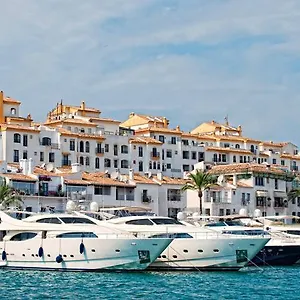 Banus Boutique Muelle Del Ribera Lägenhet